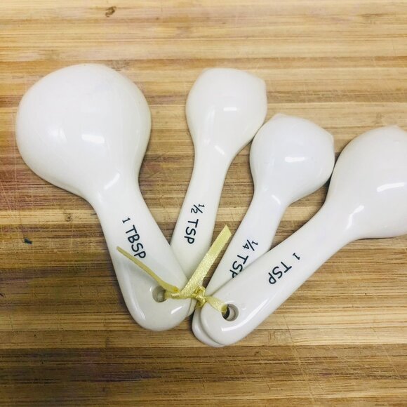 Ceramic Owl Measuring Spoon Set Colorful Hand-Painted Kitchen Decor Gift Utensil - Picture 3 of 3